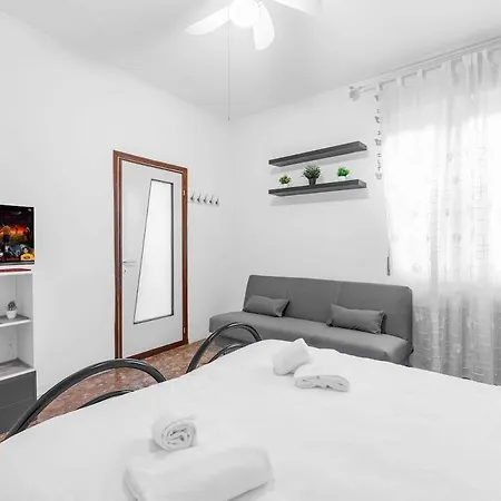X4 Vicino Fiera Milano E Metro M1 Apartmán Pero